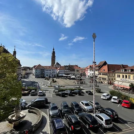 & Heintz - Ihre Am Marktplatz In Bad Koenigshofen 公寓 *